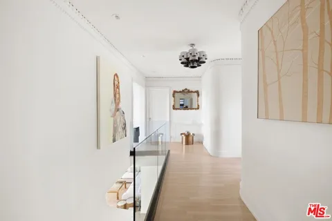 $15,000 | 6650 Whitley Terrace, Los Angeles, CA 90068