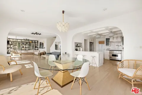 $15,000 | 6650 Whitley Terrace, Los Angeles, CA 90068