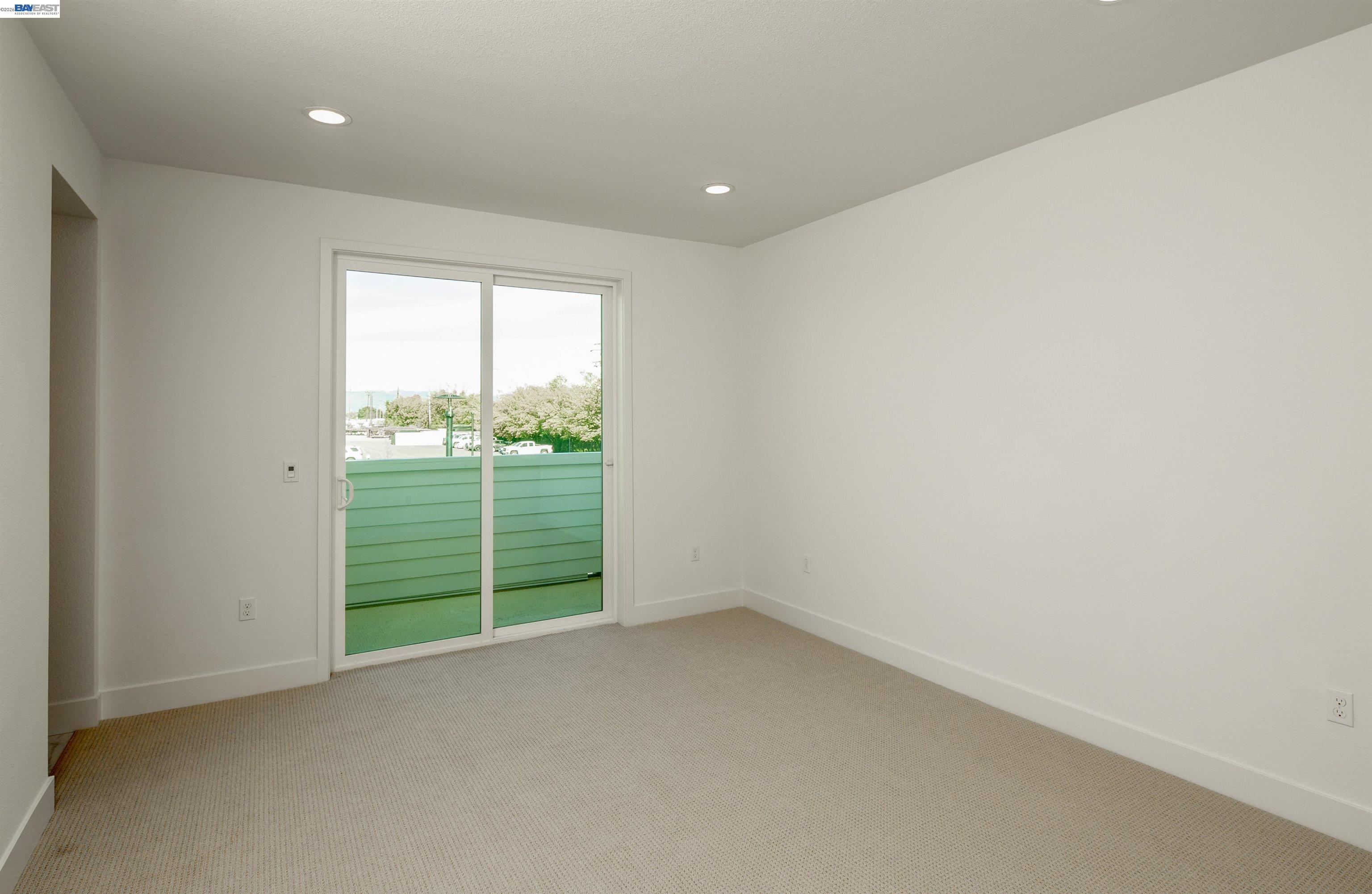 153 Compass Drive, Unit 2101 St. Helena, CA 94558 - Photo 10 of 12 a view of an empty room with a window