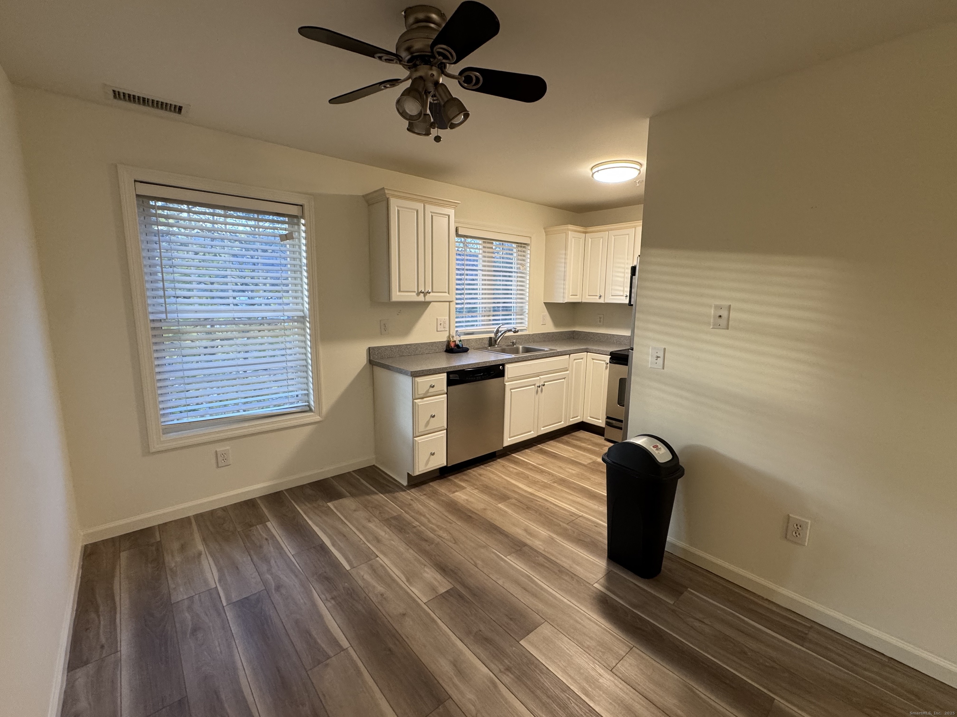 20 Orchard Street, Unit 306 Brookfield, CT 06804 - Photo 4 of 9