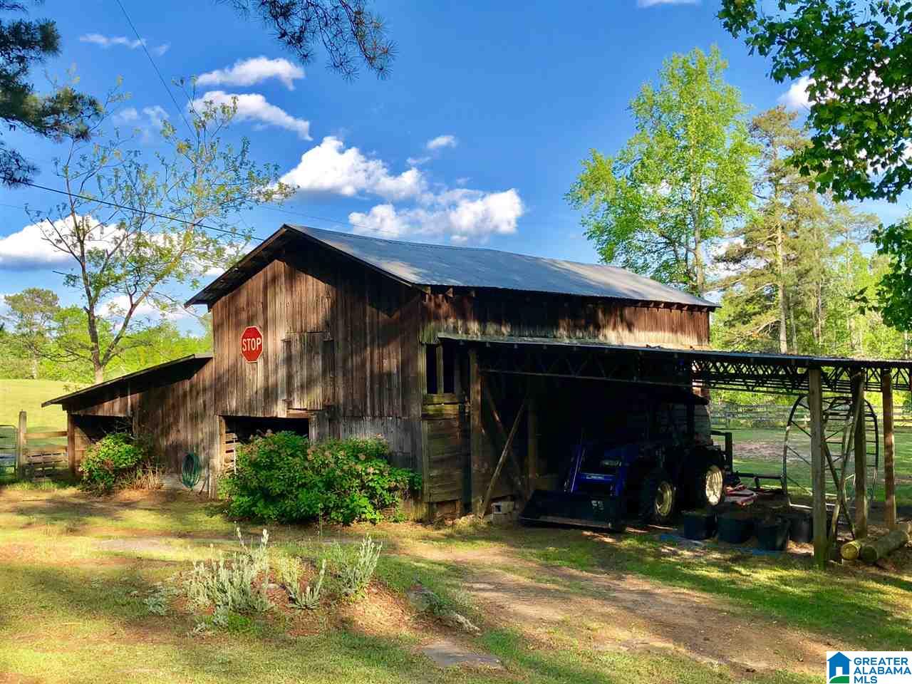 201 Holt Circle Hayden, AL 35079 - Photo 15 of 17