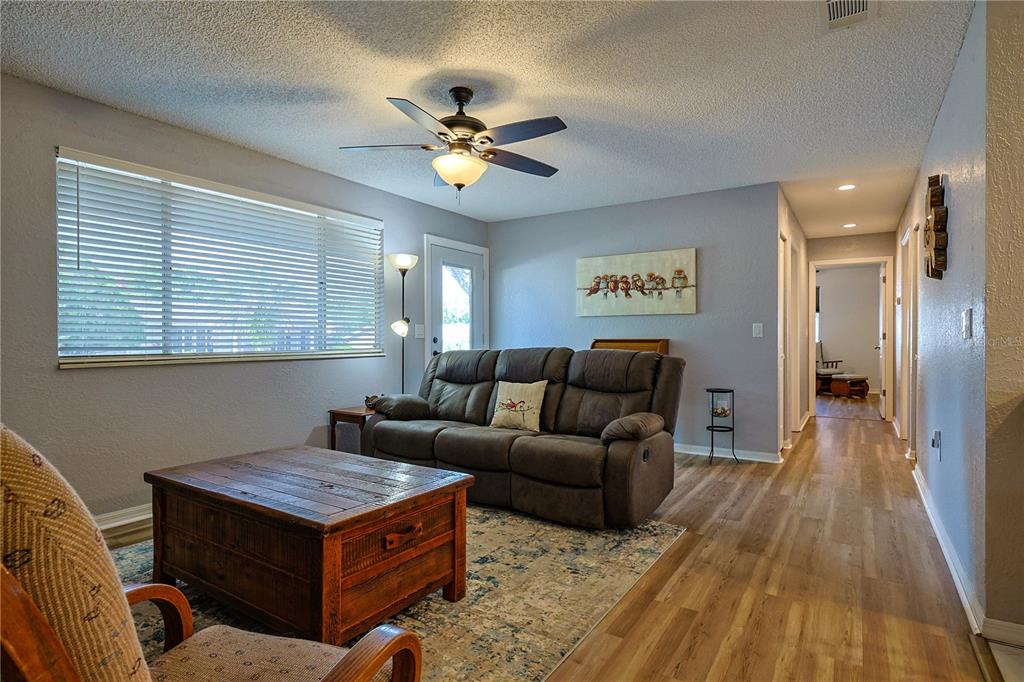 8657 Southwest 116th Lane Road Ocala, FL 34481 - Photo 8 of 44 Gallery Image 8