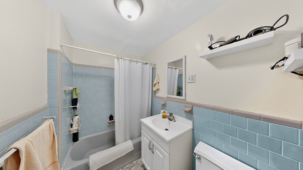 1071 Beacon Street, Unit 3 Brookline, MA 02446 - Photo 11 of 11