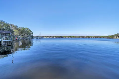 $1,100,000 | 630 Sailboat Drive, Niceville, FL 32578