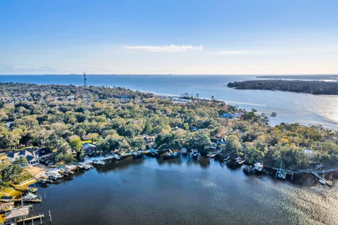 $1,100,000 | 630 Sailboat Drive, Niceville, FL 32578