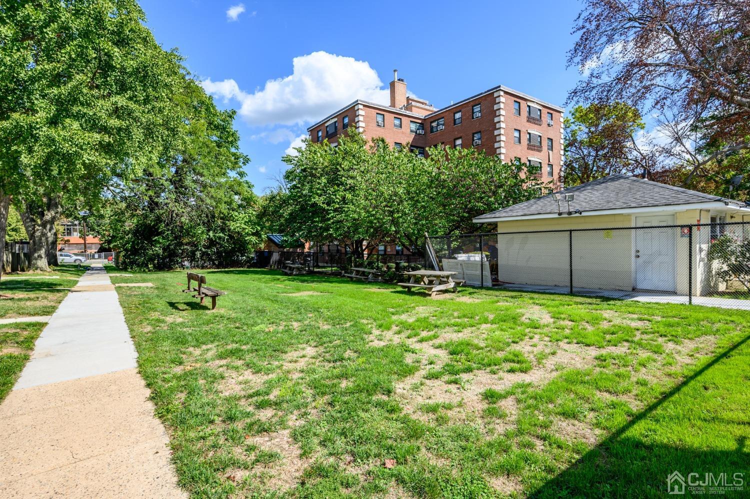 334 High Street Perth Amboy, NJ 08861 - Photo 33 of 33 a view of a back yard of the house