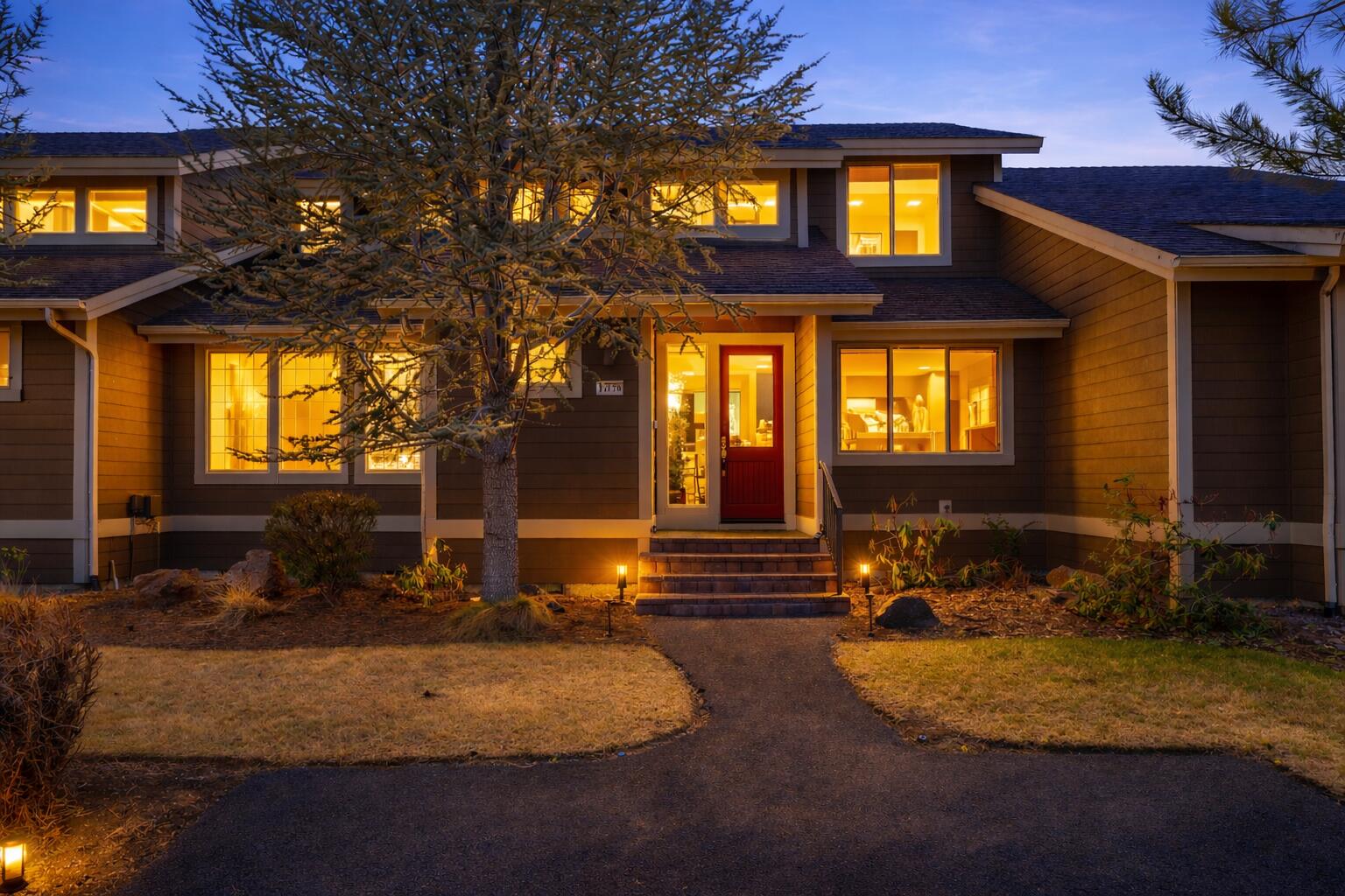 11170 Village Loop Redmond, OR 97756 - Photo 1 of 40 cover