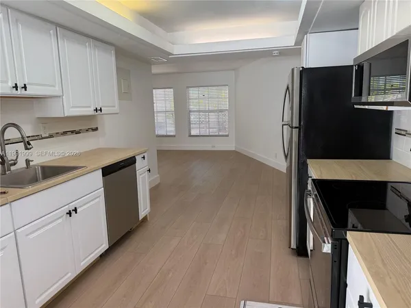 $1,990 | 1425 Northeast 56th Street, Unit 3, Fort Lauderdale, FL 33334