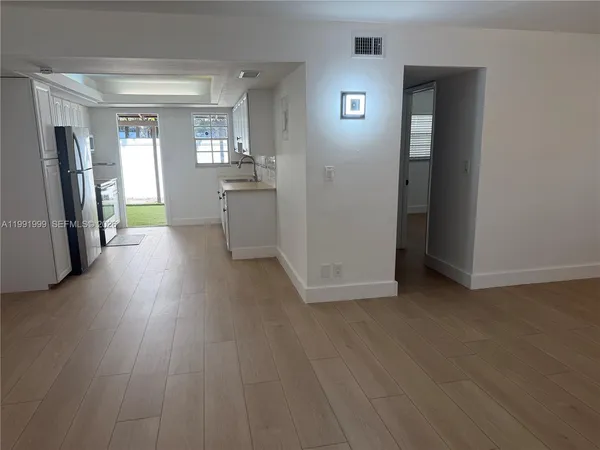 $1,990 | 1425 Northeast 56th Street, Unit 3, Fort Lauderdale, FL 33334