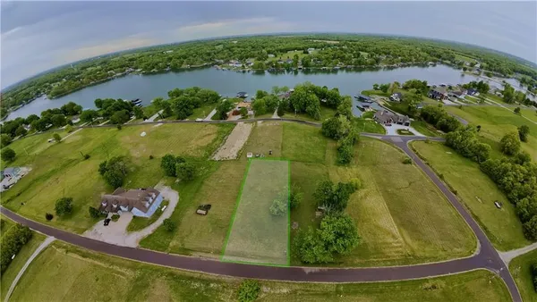 $7,700 | Lot 2412 Fisherman Road, Altamont, MO 64620