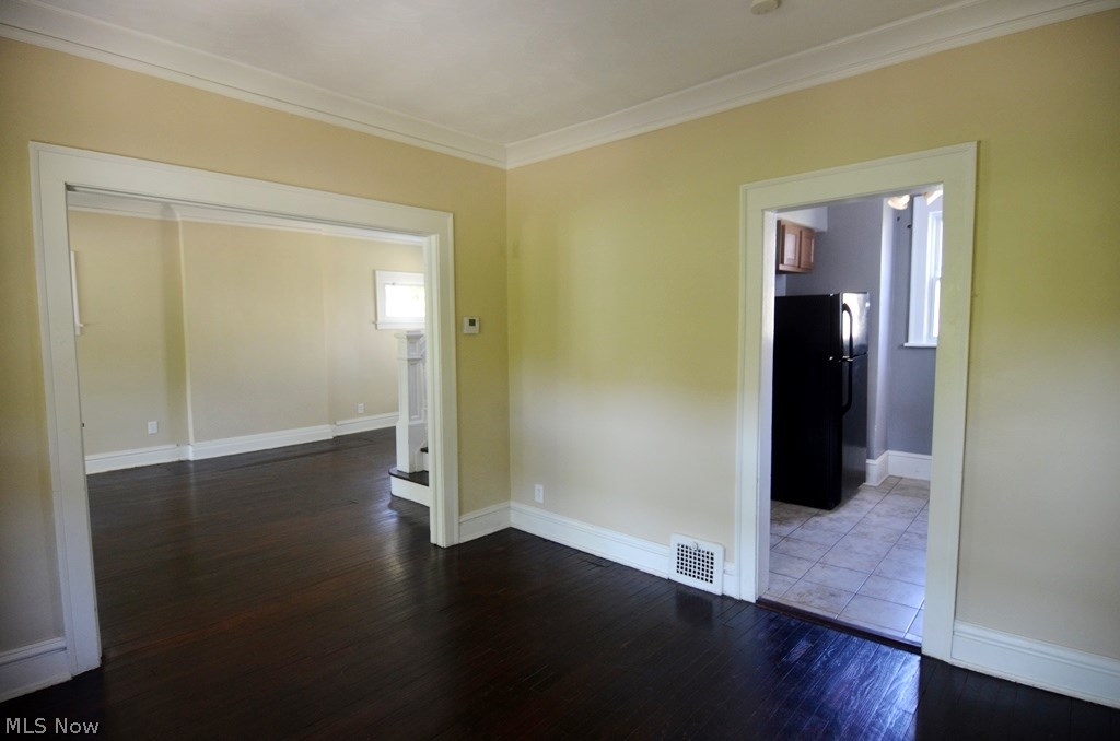 3251 Berkeley Road Cleveland, OH 44118 - Photo 7 of 18
