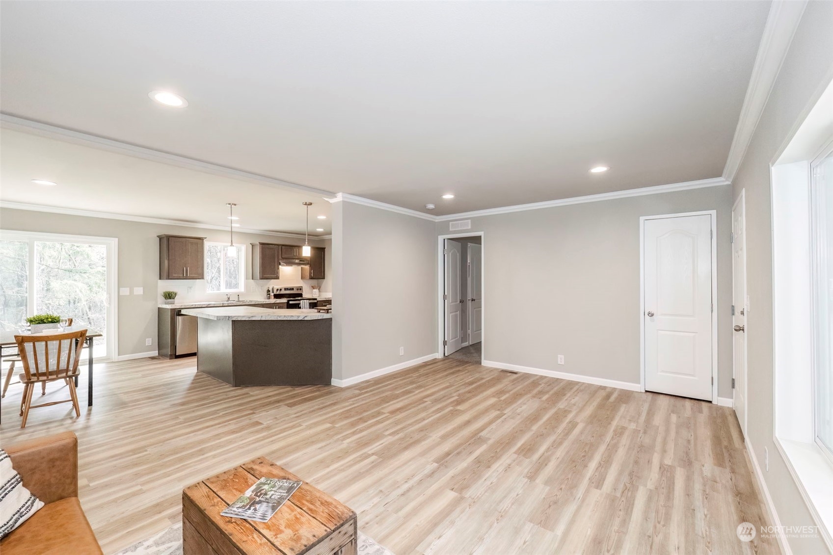13287 Bandix Road Southeast Olalla, WA 98359 - Photo 4 of 40 Gallery Image 4