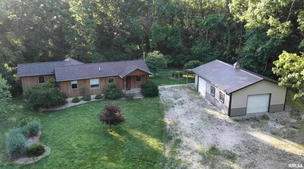$1,125,000 | 1350 2950 E Street, Clayton, IL 62324