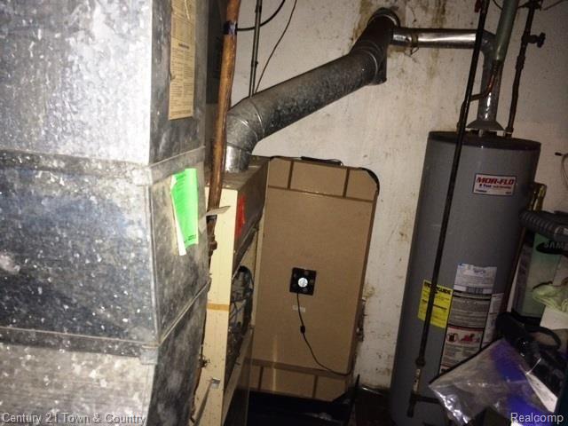 2660 Rhodes Drive Troy, MI 48083 - Photo 9 of 17 Rhodes 11.jpg
