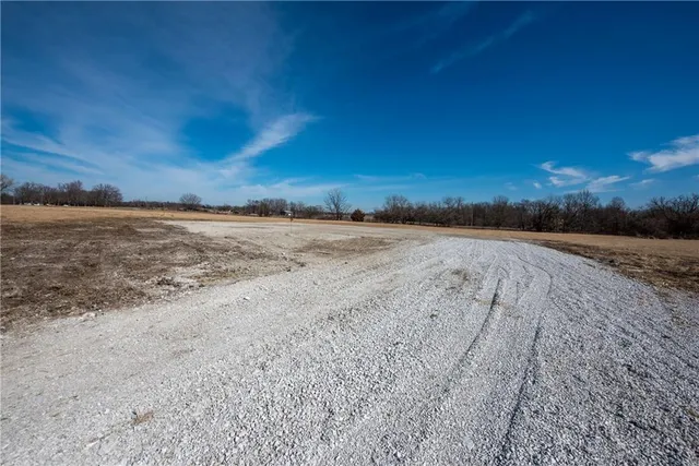 $240,000 | 22805 Bethel Road, Pleasant Hill, MO 64080