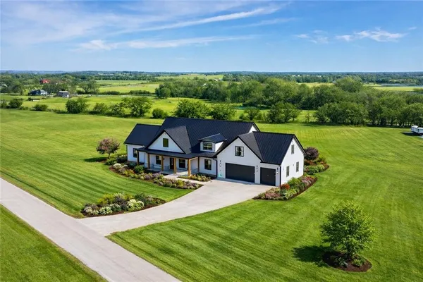 $219,000 | 22805 Bethel Road, Pleasant Hill, MO 64080