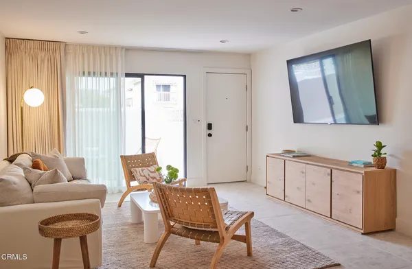 $3,800 | 5135 West Wooley Road, Oxnard, CA 93035