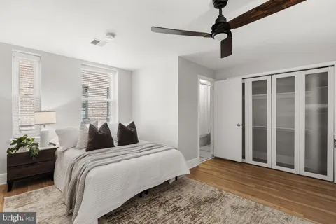 $575,000 | 1903 Spruce Street, Unit 3E, Philadelphia, PA 19103