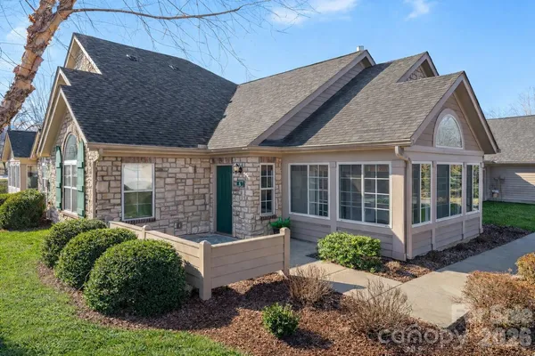 $449,000 | 6 Mountain Meadow Circle, Weaverville, NC 28787
