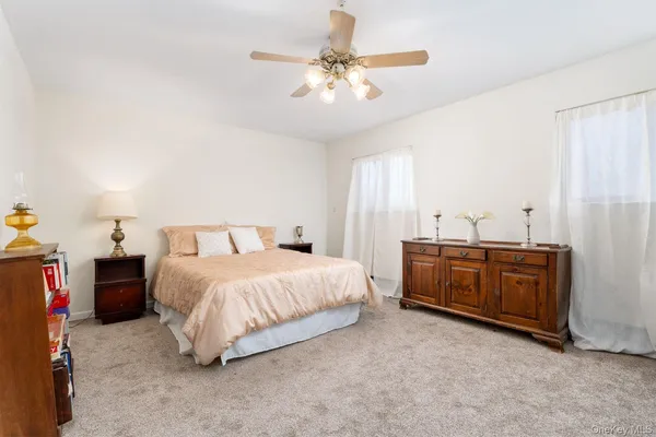 $599,999 | 506 Drew Drive, St. James, NY 11780