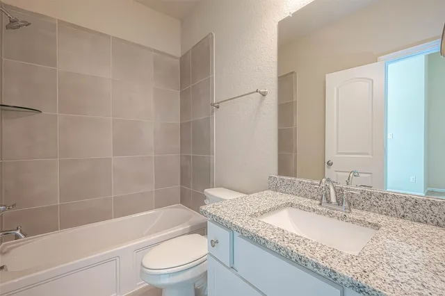 $2,725 | 16111 Northern Cardinal Lane, Cypress, TX 77433