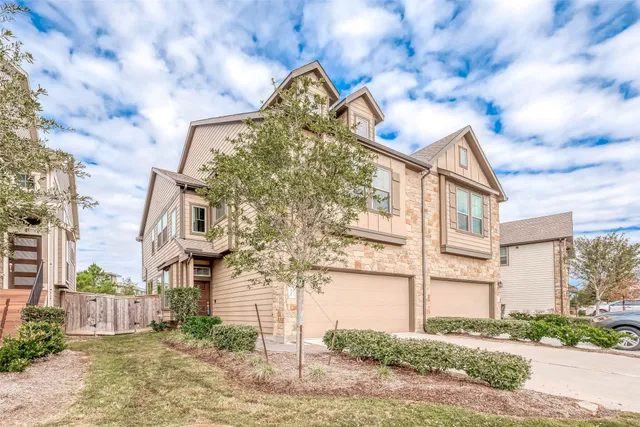 $2,725 | 16111 Northern Cardinal Lane, Cypress, TX 77433