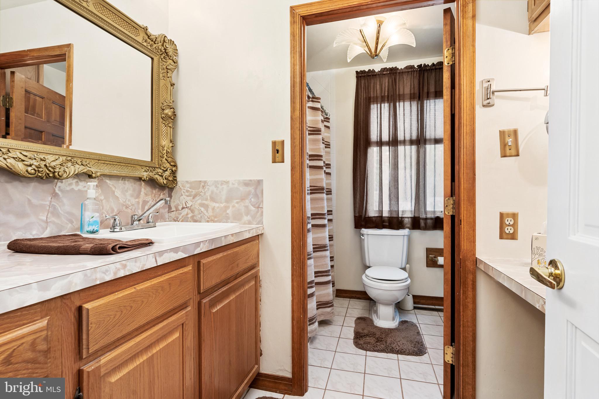 2414 Nassau Road Cinnaminson, NJ 08077 - Photo 16 of 28 Gallery Image 16