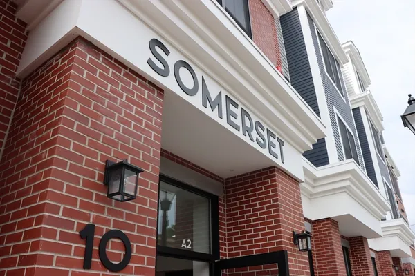 $569,000 | 10 Somerset Avenue, Unit 207, Winthrop, MA 02152