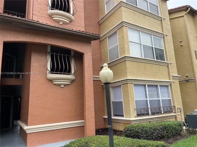 $150,000 | 5160 Conroy Road, Unit 1414, Orlando, FL 32811