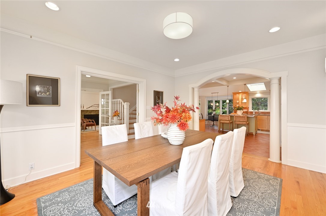 2011 5th Avenue North Seattle, WA 98109 - Photo 17 of 40