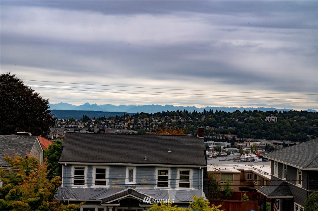 2011 5th Avenue North Seattle, WA 98109 - Photo 40 of 40