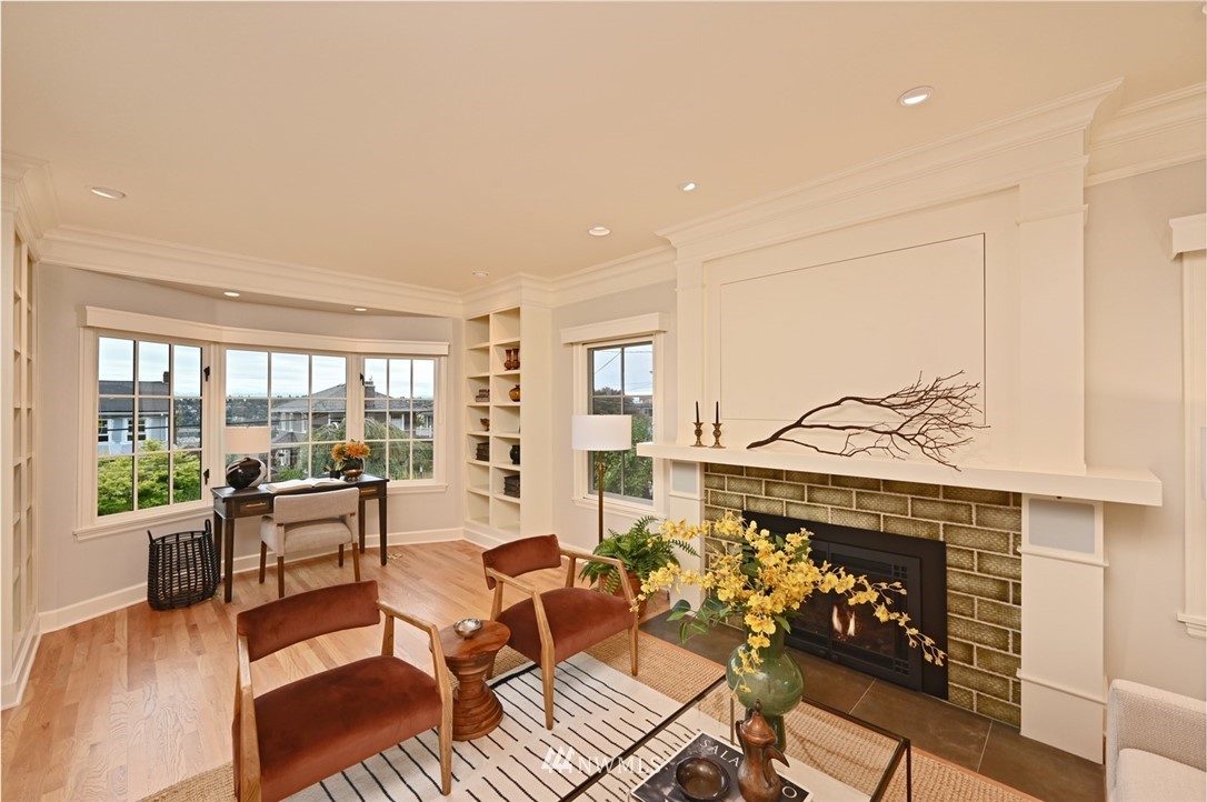 2011 5th Avenue North Seattle, WA 98109 - Photo 8 of 40