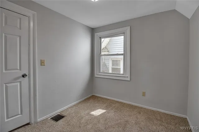 $134,900 | 106 Gallatin Avenue, Buffalo, NY 14207