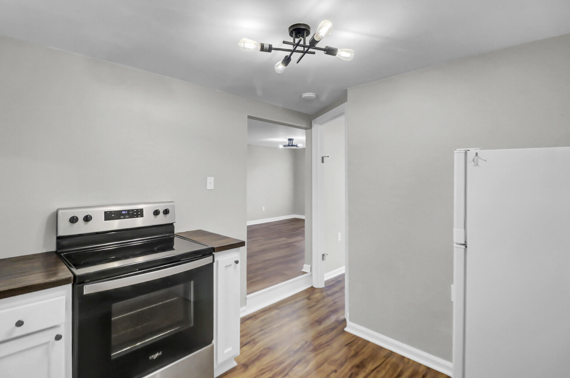 2021 Fremont Street Charleston, SC 29412 - Photo 11 of 32 14_14_mls