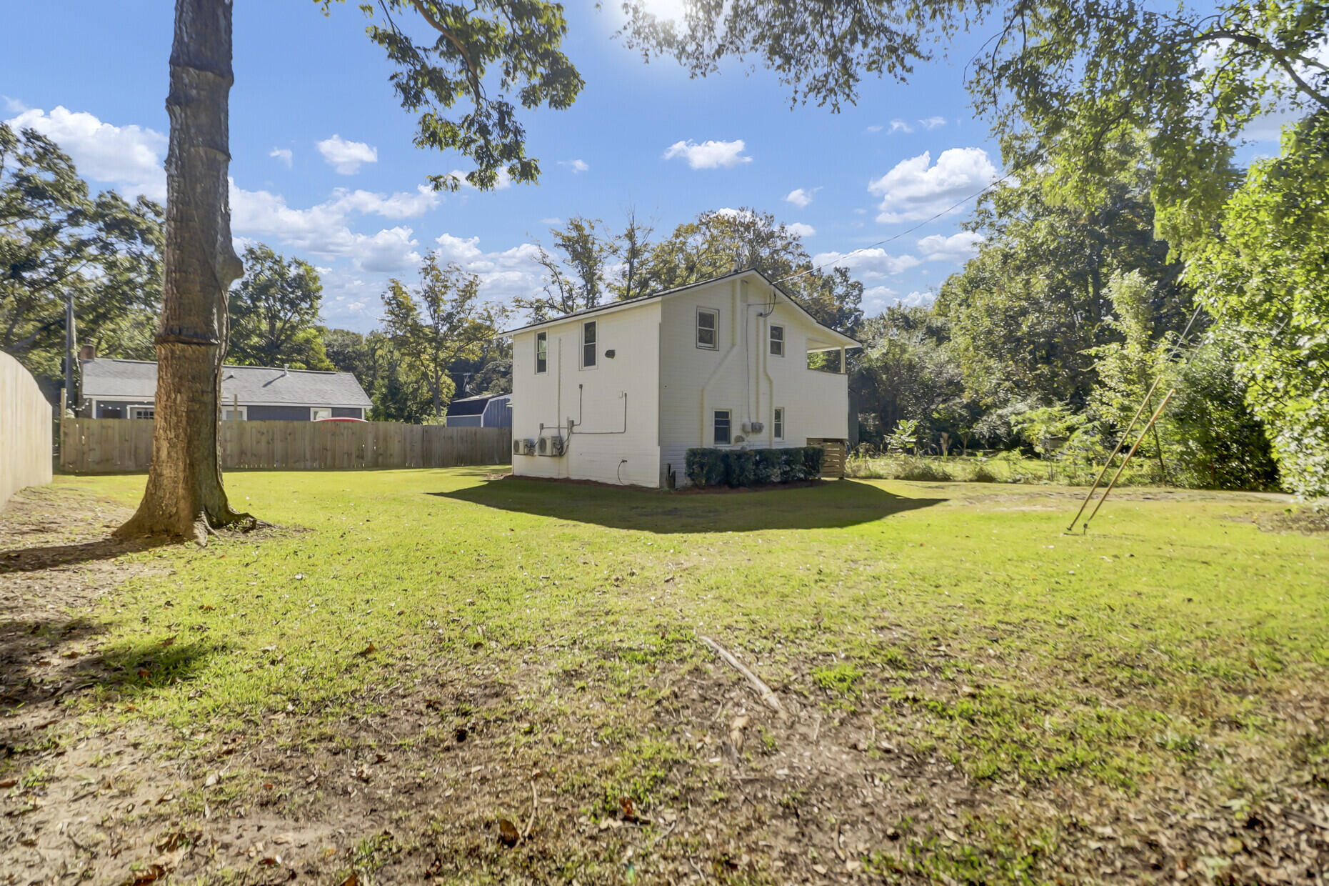 2021 Fremont Street Charleston, SC 29412 - Photo 30 of 32 42_45_mls