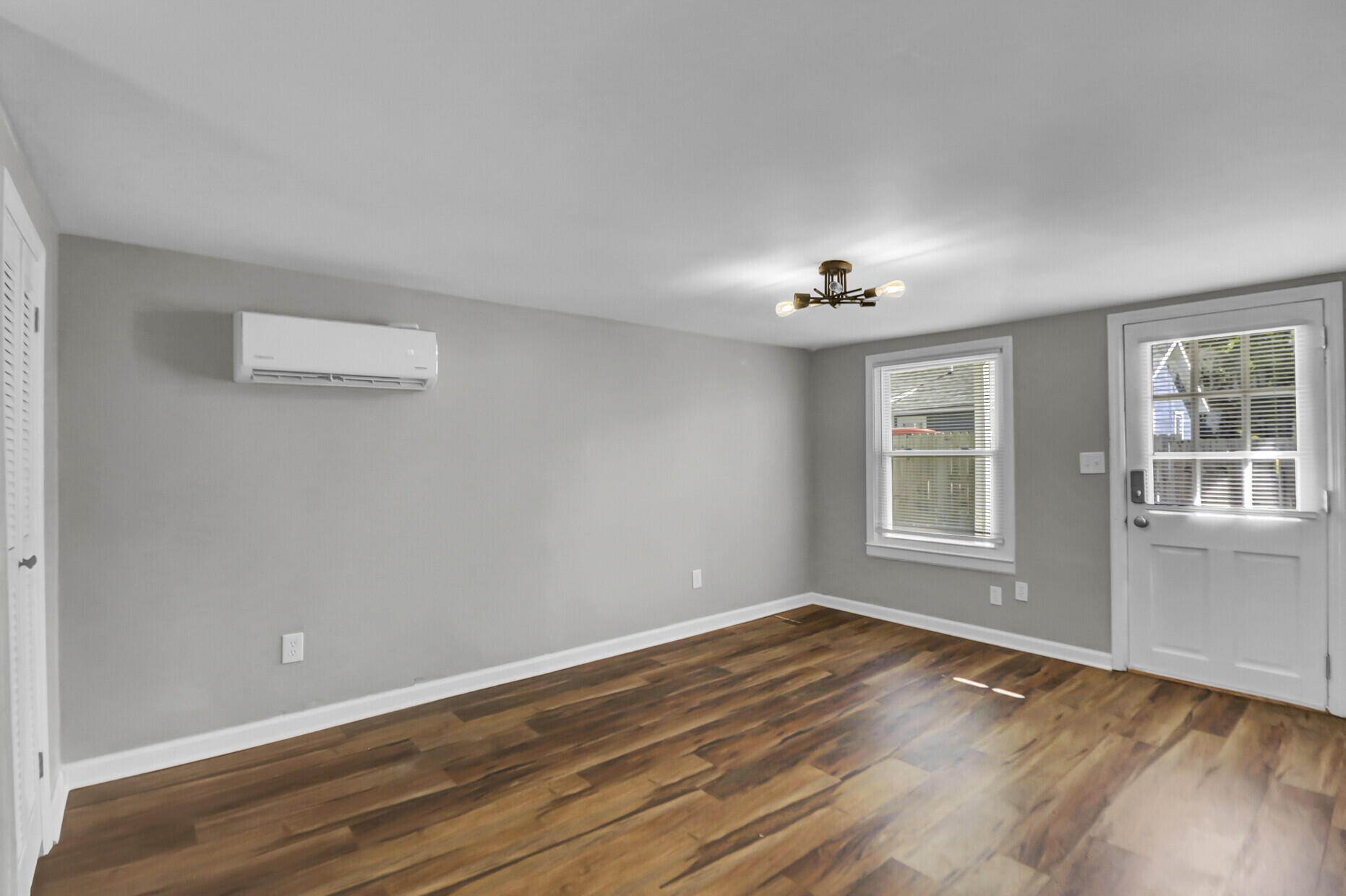 2021 Fremont Street Charleston, SC 29412 - Photo 6 of 32 09_9_mls