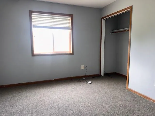 $275,000 | 625 Harris Lane, Cameron, MO 64429