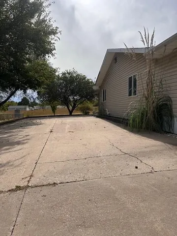 $275,000 | 625 Harris Lane, Cameron, MO 64429