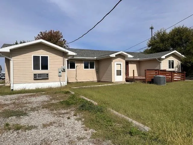 $275,000 | 625 Harris Lane, Cameron, MO 64429