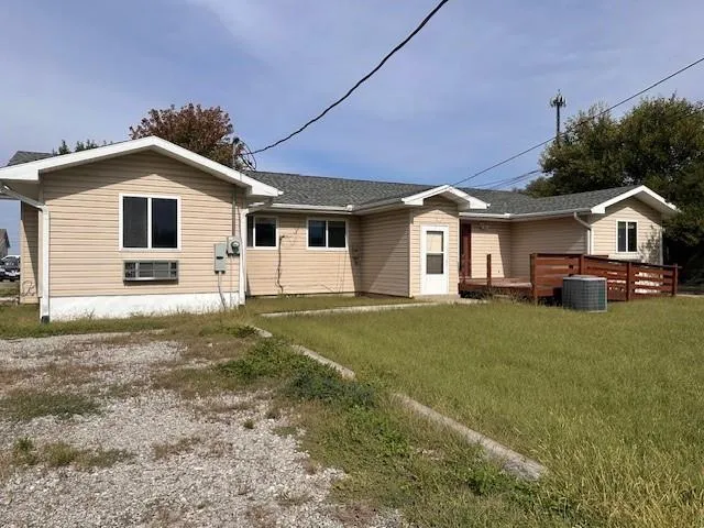 $275,000 | 625 Harris Lane, Cameron, MO 64429