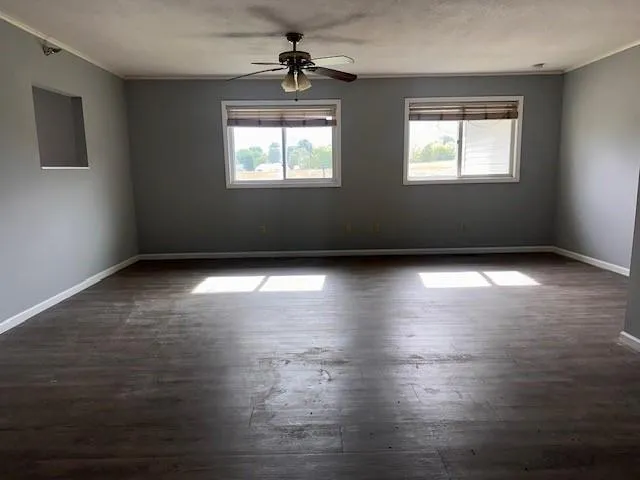 $275,000 | 625 Harris Lane, Cameron, MO 64429