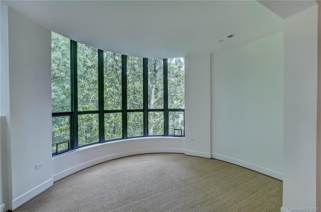 938 Cherokee Road Charlotte, NC 28207 - Photo 17 of 31 Gallery Image 17