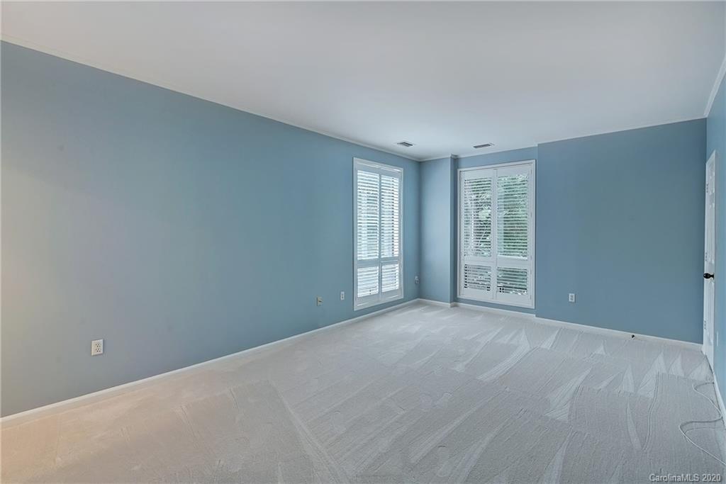 938 Cherokee Road Charlotte, NC 28207 - Photo 18 of 31 Gallery Image 18