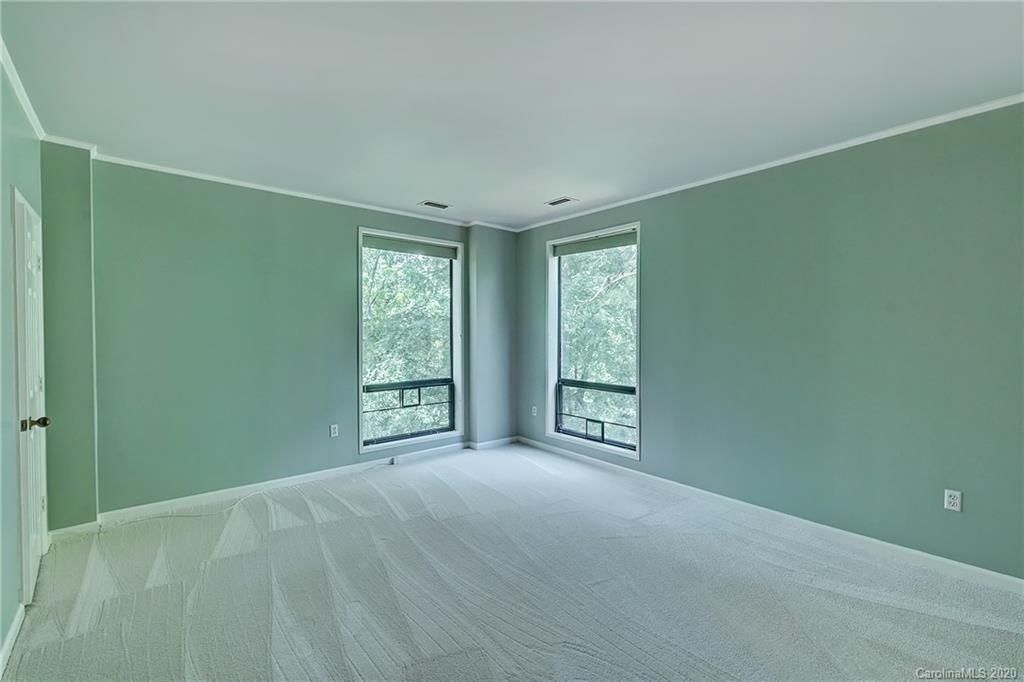 938 Cherokee Road Charlotte, NC 28207 - Photo 23 of 31 Gallery Image 23