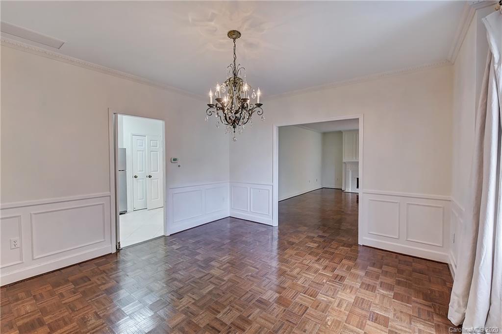 938 Cherokee Road Charlotte, NC 28207 - Photo 8 of 31 Gallery Image 8