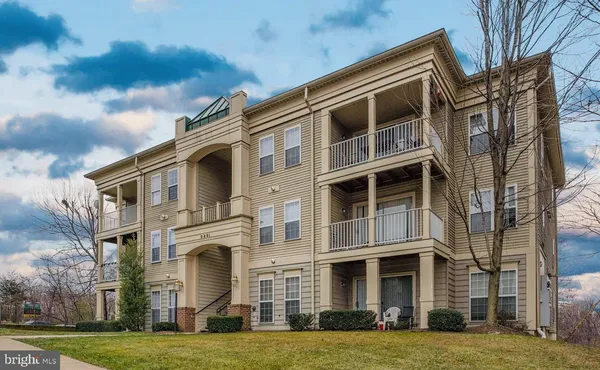 $2,250 | 1060 Gardenview Loop, Unit 402, Woodbridge, VA 22191