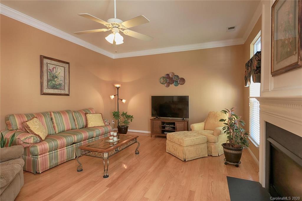 2413 Smith Cove Road Denver, NC 28037 - Photo 11 of 44 Gallery Image 11