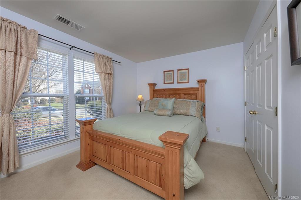 2413 Smith Cove Road Denver, NC 28037 - Photo 28 of 44 Gallery Image 28