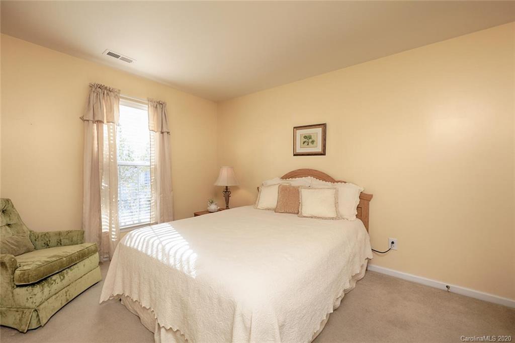 2413 Smith Cove Road Denver, NC 28037 - Photo 31 of 44 Gallery Image 31