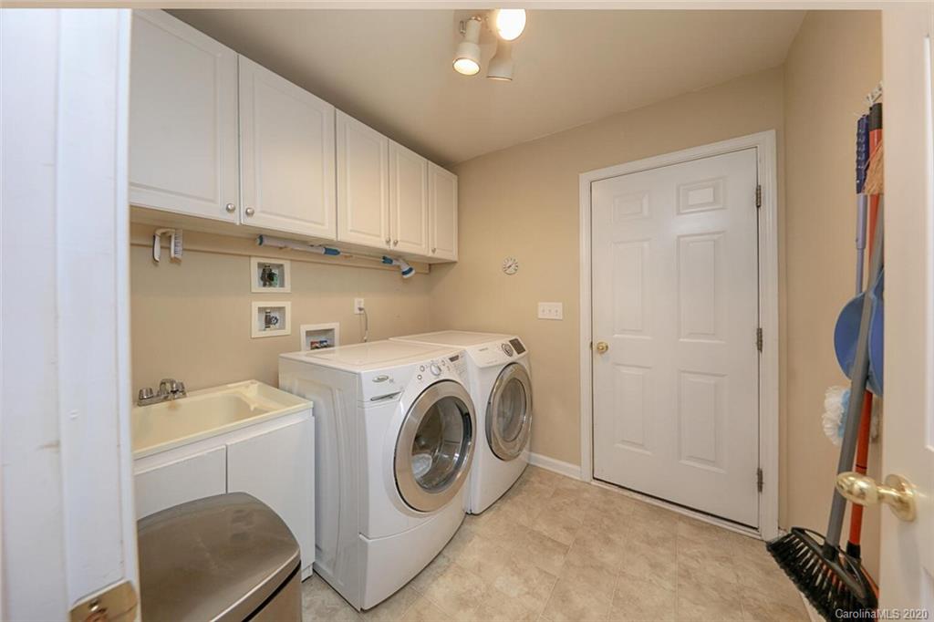 2413 Smith Cove Road Denver, NC 28037 - Photo 39 of 44 Gallery Image 39